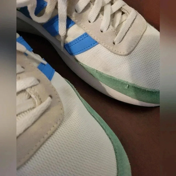 Adidas Run 70's Cloudfoam Low Retro Style Suede Athletic Running Shoes(9) - Picture 9 of 11